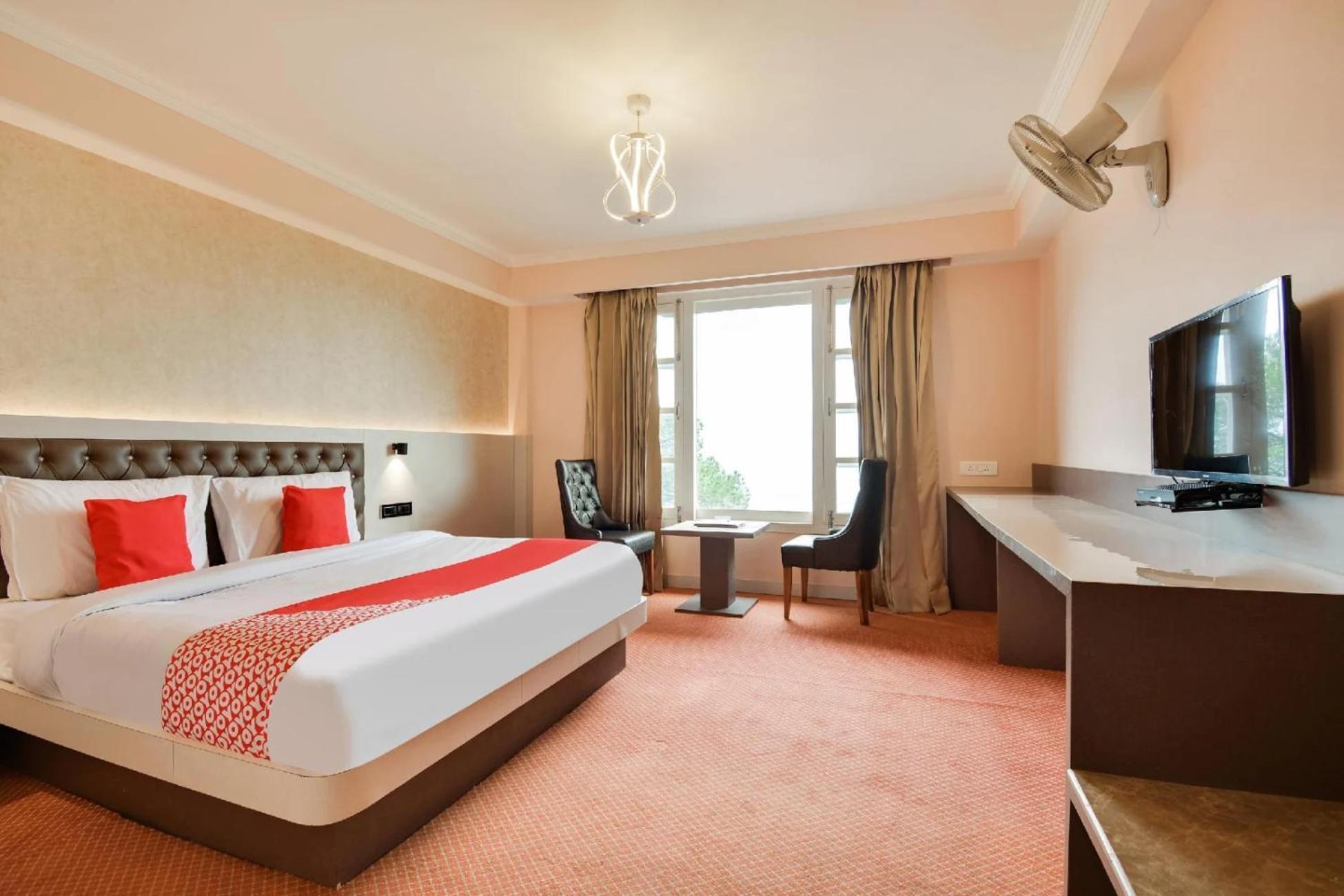 Aangan Regency Hotel Shimla Bagian luar foto
