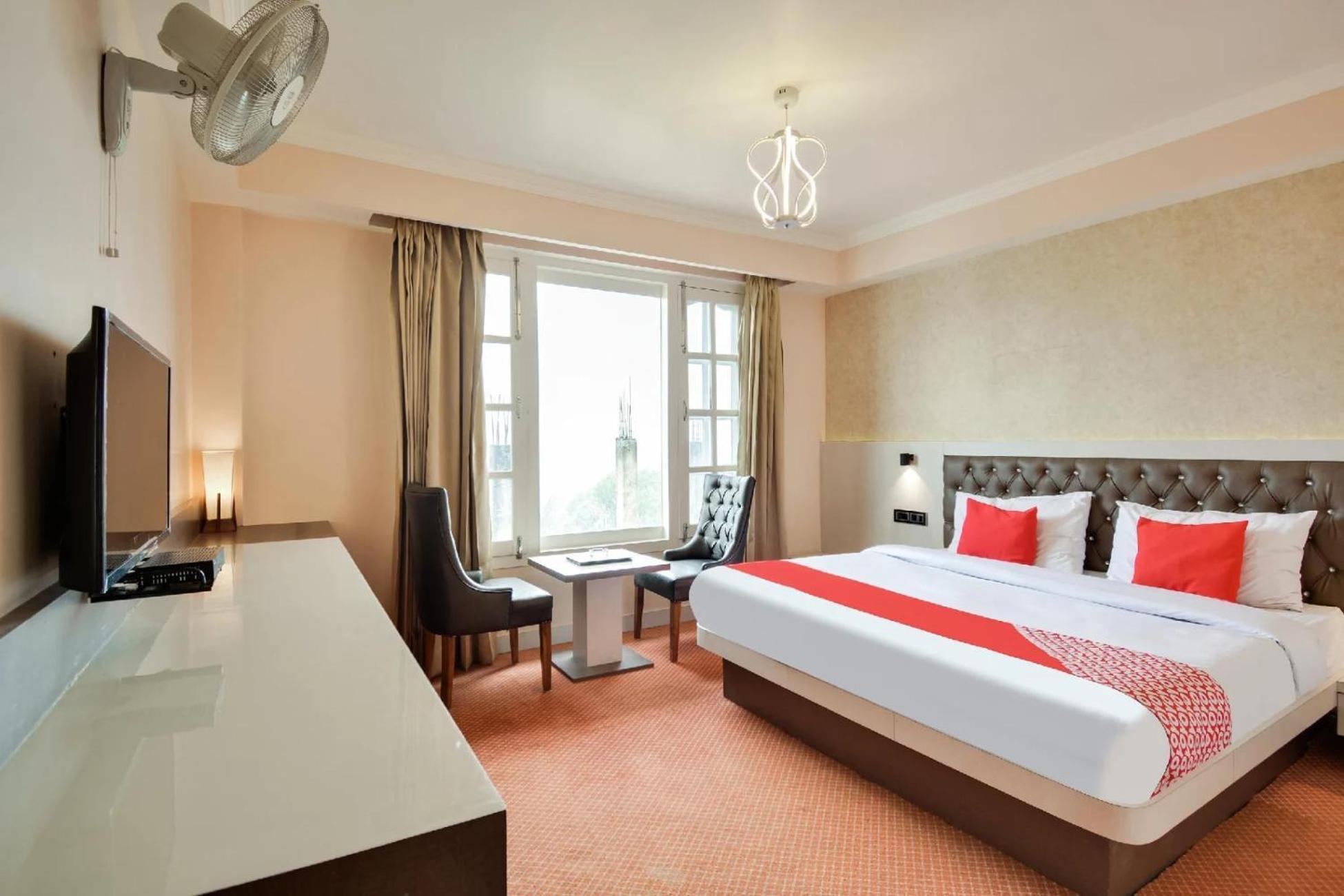 Aangan Regency Hotel Shimla Bagian luar foto