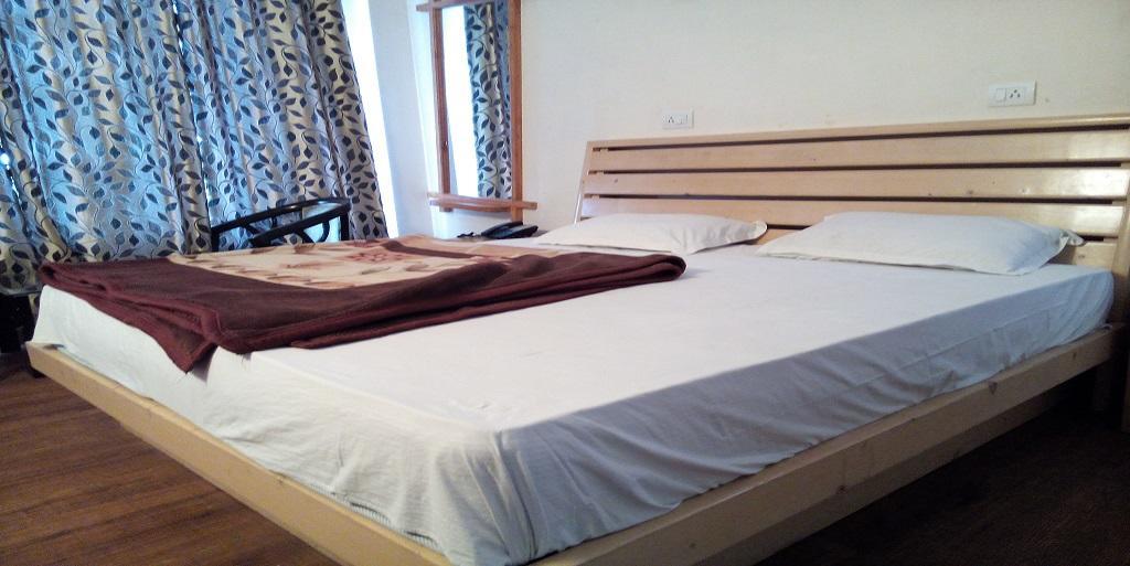 Aangan Regency Hotel Shimla Bagian luar foto