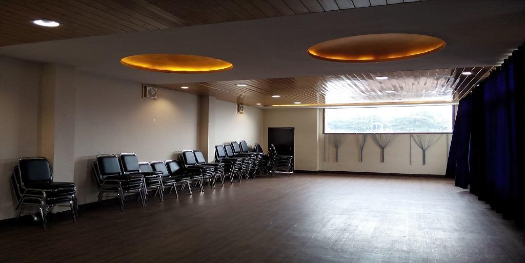 Aangan Regency Hotel Shimla Bagian luar foto